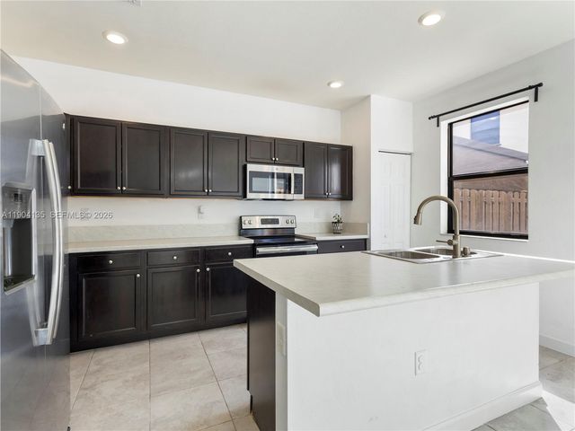 11410 SW 252nd Ter, Homestead, FL 33032