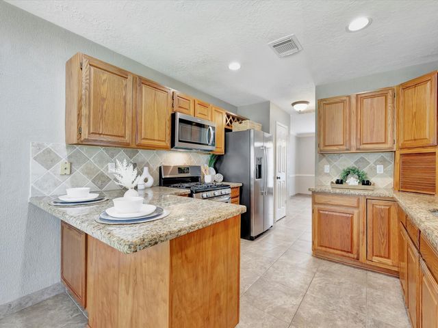 1227 Redwood Bough Lane, Houston, TX 77062