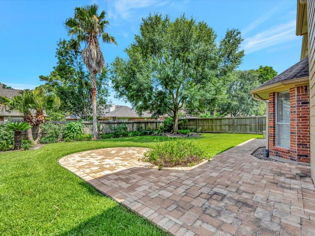 1227 Redwood Bough Lane, Houston, TX 77062