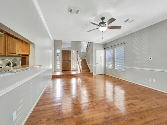 1227 Redwood Bough Lane, Houston, TX 77062