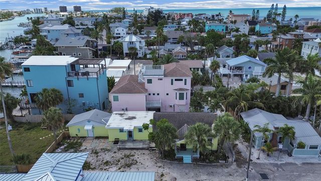 201 90TH AVENUE, Treasure Island, FL 33706
