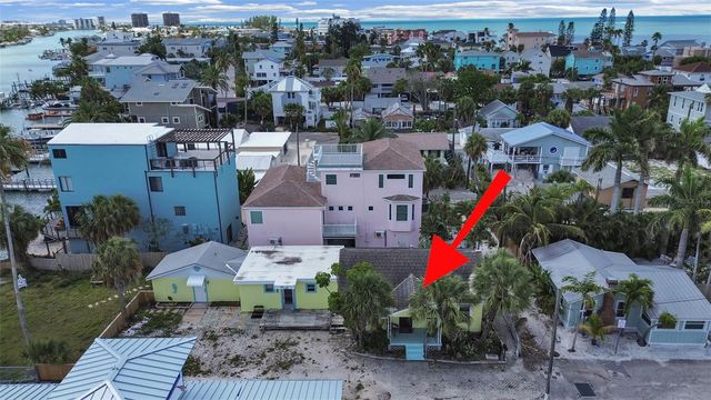 201 90TH AVENUE, Treasure Island, FL 33706