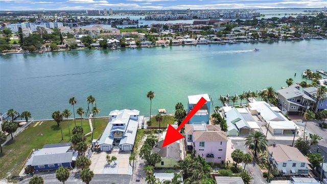 201 90TH AVENUE, Treasure Island, FL 33706