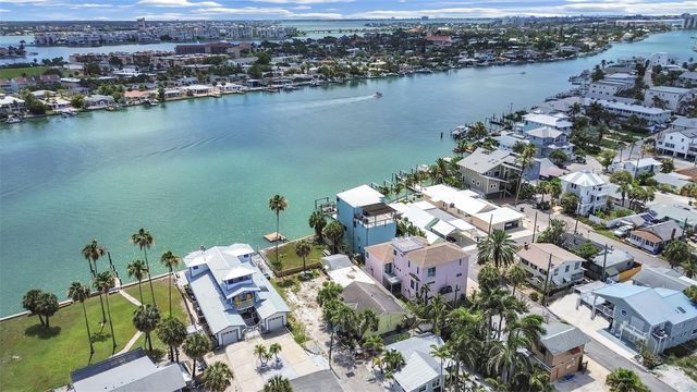 201 90TH AVENUE, Treasure Island, FL 33706