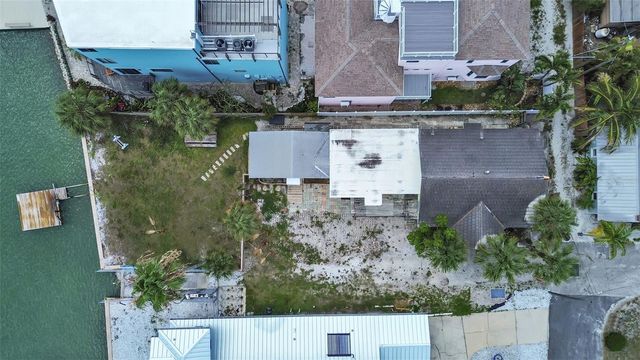 201 90TH AVENUE, Treasure Island, FL 33706