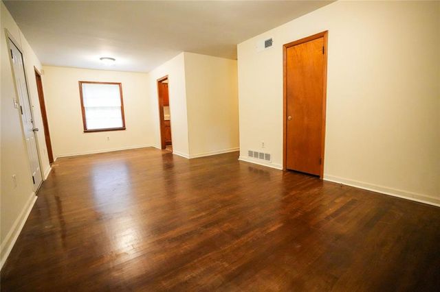 7598 Connell Drive, Jonesboro, GA 30236