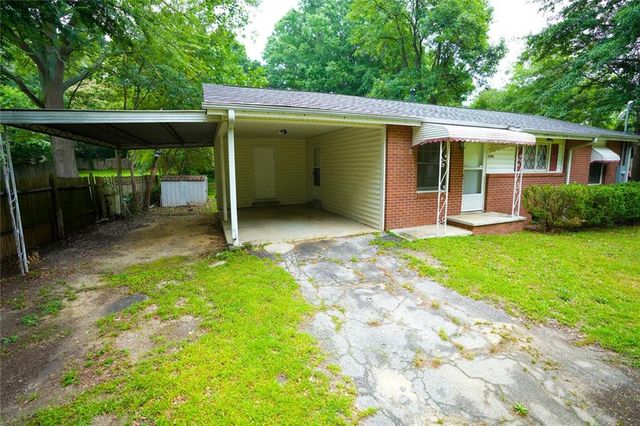 7598 Connell Drive, Jonesboro, GA 30236