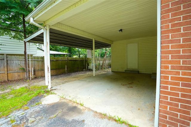 7598 Connell Drive, Jonesboro, GA 30236