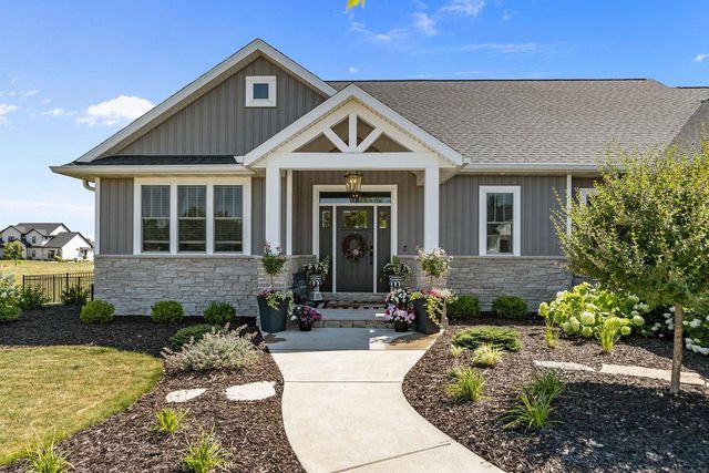 3001 W OLD OAK DRIVE, Appleton, WI 54913