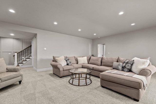 3001 W OLD OAK DRIVE, Appleton, WI 54913