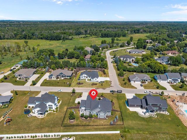 3001 W OLD OAK DRIVE, Appleton, WI 54913