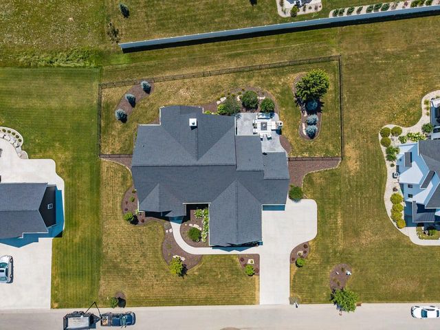 3001 W OLD OAK DRIVE, Appleton, WI 54913