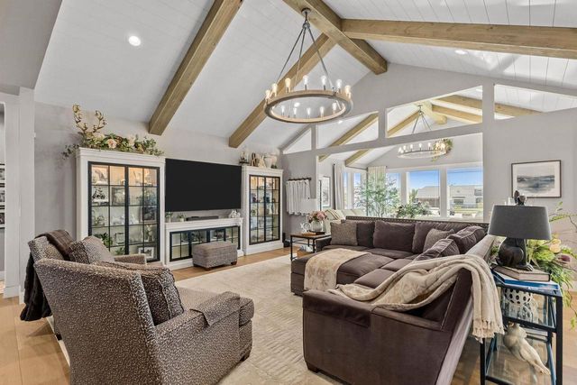3001 W OLD OAK DRIVE, Appleton, WI 54913