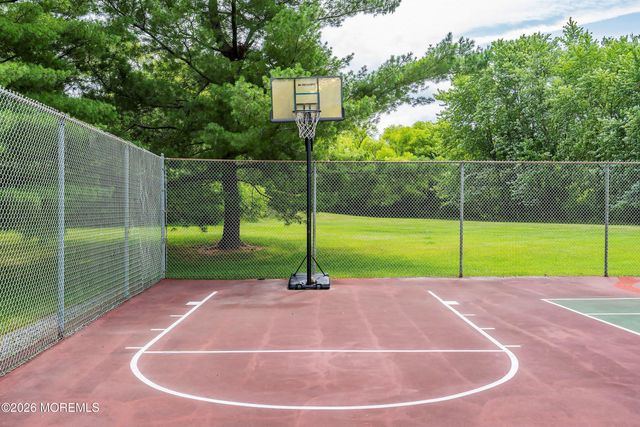 39 Datchet Close, Freehold, NJ 07728