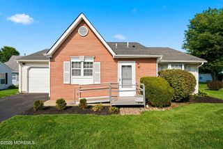 39 Datchet Close, Freehold, NJ 07728