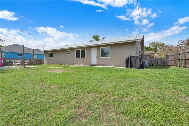 956 SE Browning Avenue, Port St. Lucie, Port St Lucie, FL 34983