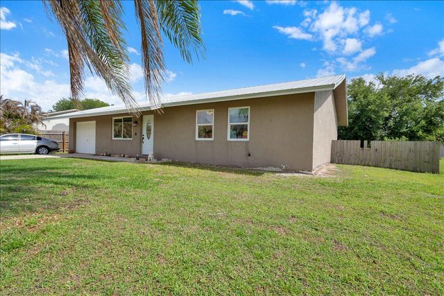 956 SE Browning Avenue, Port St. Lucie, Port St Lucie, FL 34983