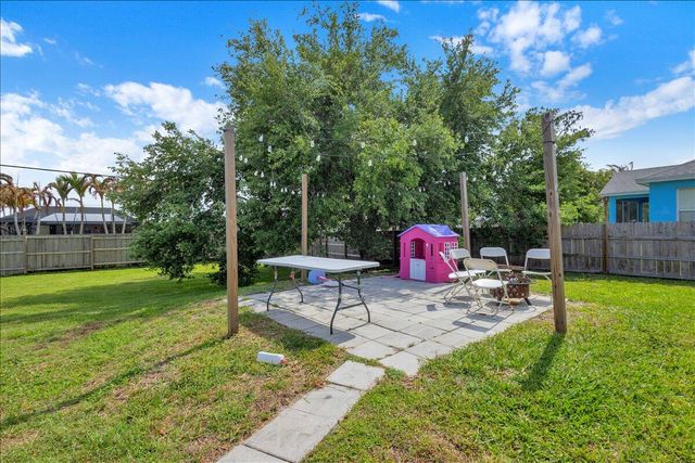 956 SE Browning Avenue, Port St. Lucie, Port St Lucie, FL 34983