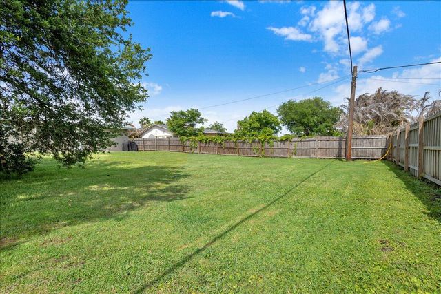 956 SE Browning Avenue, Port St. Lucie, Port St Lucie, FL 34983