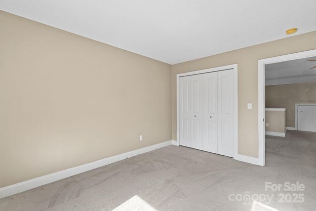 68 Fox Briar Drive, Fletcher, NC 28732