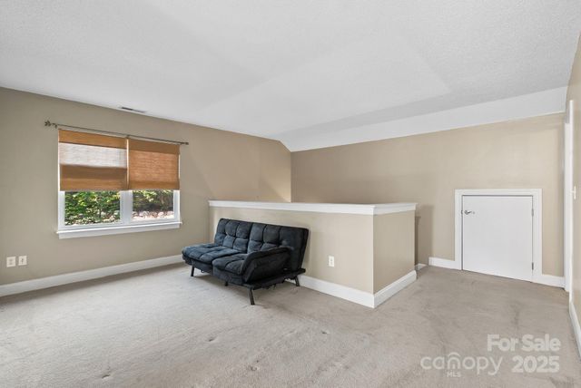 68 Fox Briar Drive, Fletcher, NC 28732