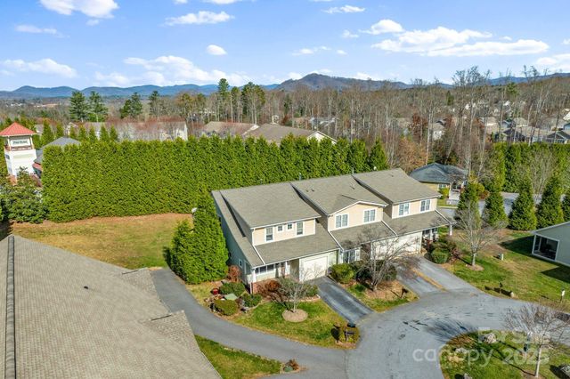 68 Fox Briar Drive, Fletcher, NC 28732