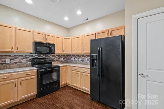 68 Fox Briar Drive, Fletcher, NC 28732