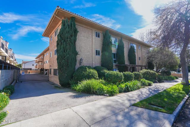 120 S Sierra Madre Boulevard 205, Pasadena, CA 91107