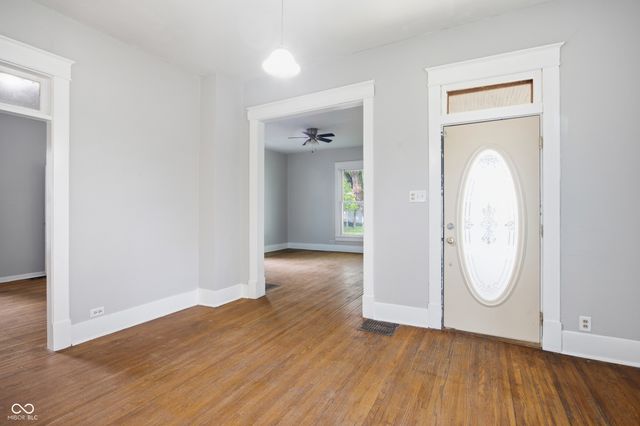 810 College, Anderson, IN 46012