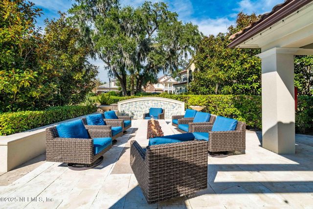 1363 HERITAGE MANOR Drive, Jacksonville, FL 32207