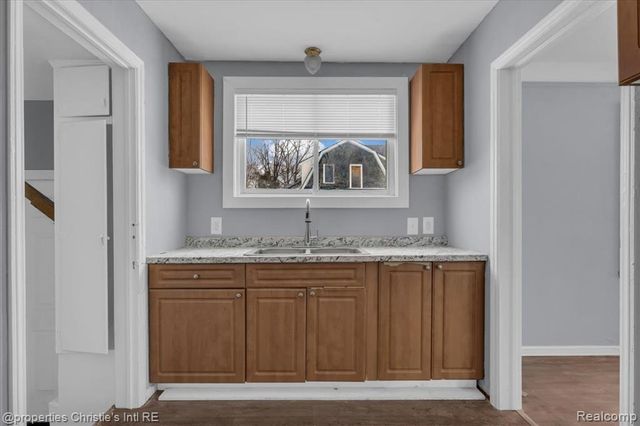 10300 Orangelawn Street, Detroit, MI 48204