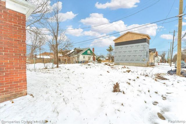 10300 Orangelawn Street, Detroit, MI 48204