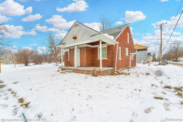 10300 Orangelawn Street, Detroit, MI 48204