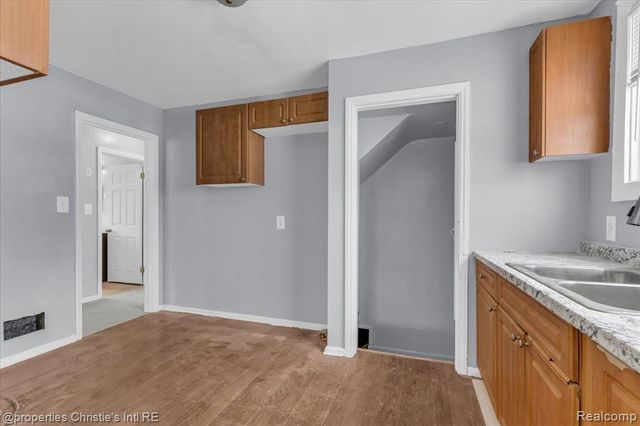 10300 Orangelawn Street, Detroit, MI 48204