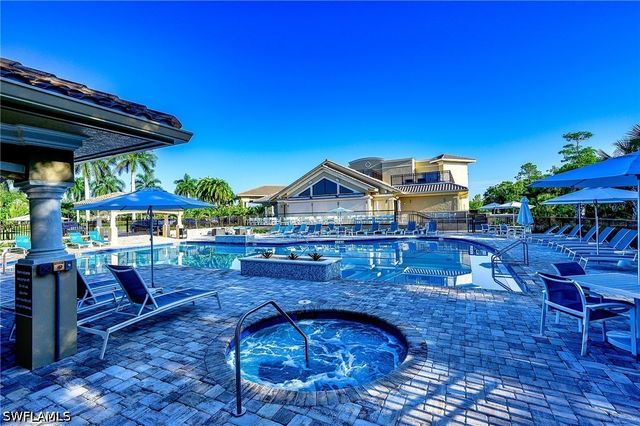 8620 Cedar Hammock CIR 1112, Naples, FL 34112