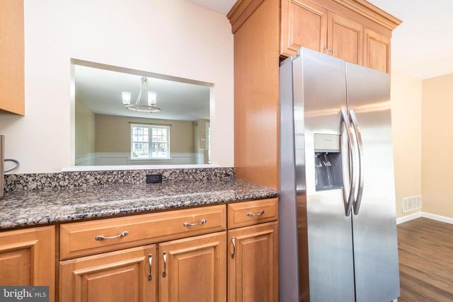 40 PEARL DR, Doylestown, PA 18901