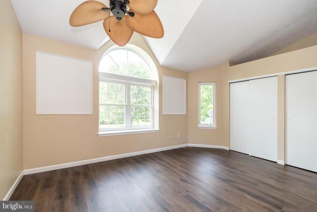40 PEARL DR, Doylestown, PA 18901