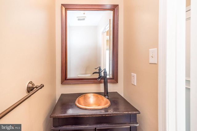 40 PEARL DR, Doylestown, PA 18901