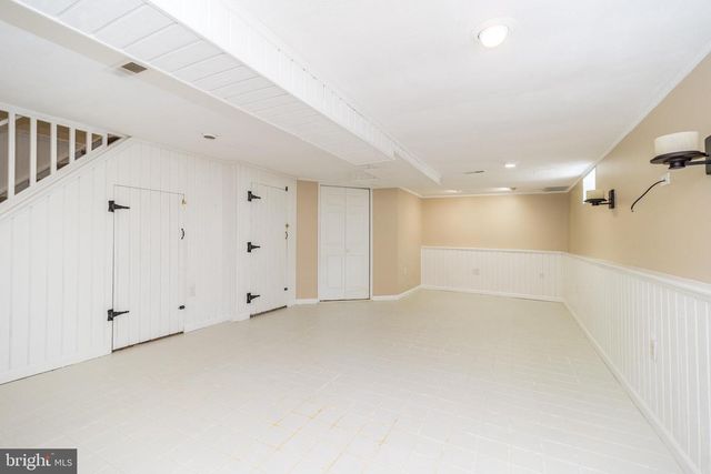 40 PEARL DR, Doylestown, PA 18901