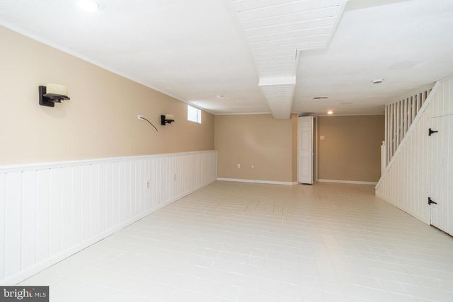 40 PEARL DR, Doylestown, PA 18901