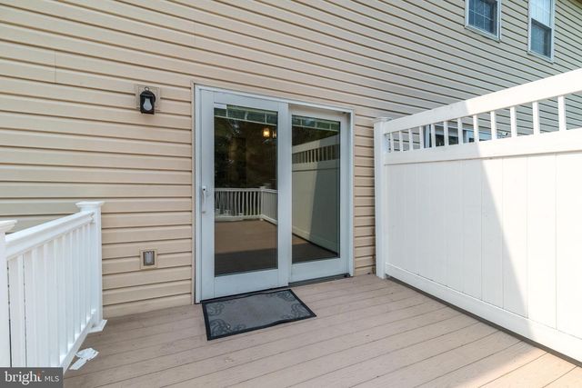 40 PEARL DR, Doylestown, PA 18901