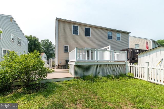 40 PEARL DR, Doylestown, PA 18901