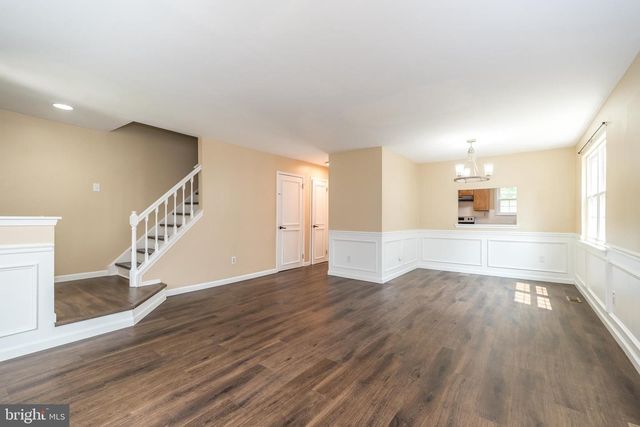 40 PEARL DR, Doylestown, PA 18901