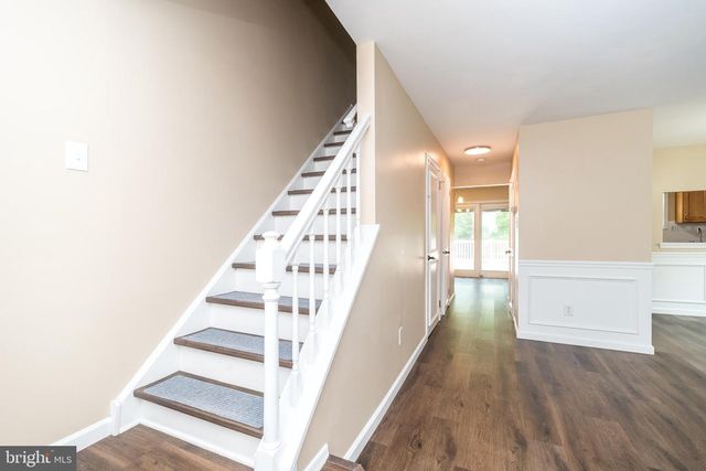 40 PEARL DR, Doylestown, PA 18901