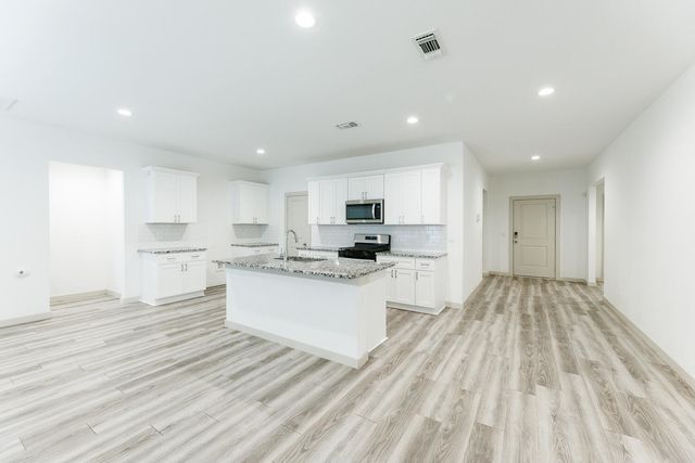 10508 Albany Avenue, Lubbock, TX 79424