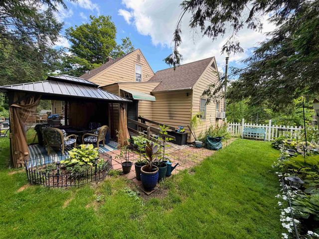 60 Mark Street, Springfield, VT 05156