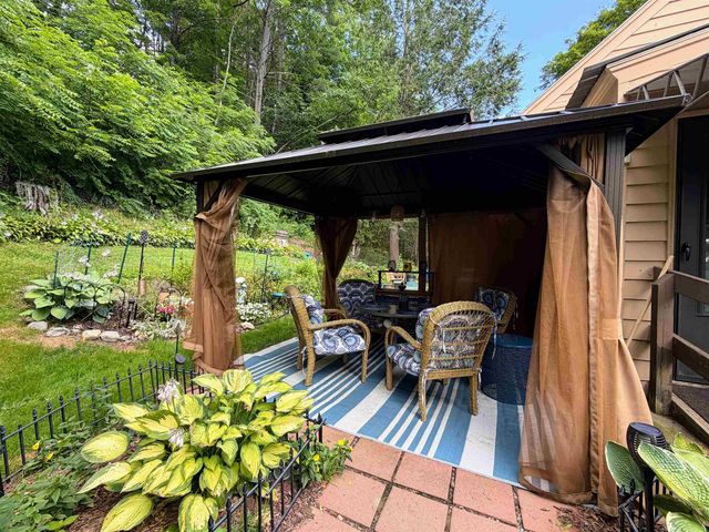 60 Mark Street, Springfield, VT 05156