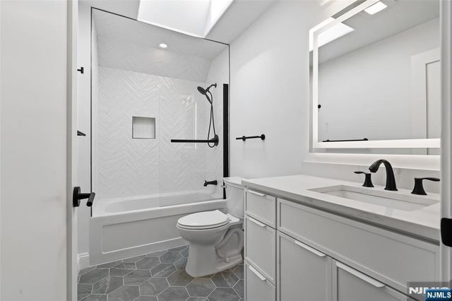 306 Grand Street 2, Jersey City, NJ 07302