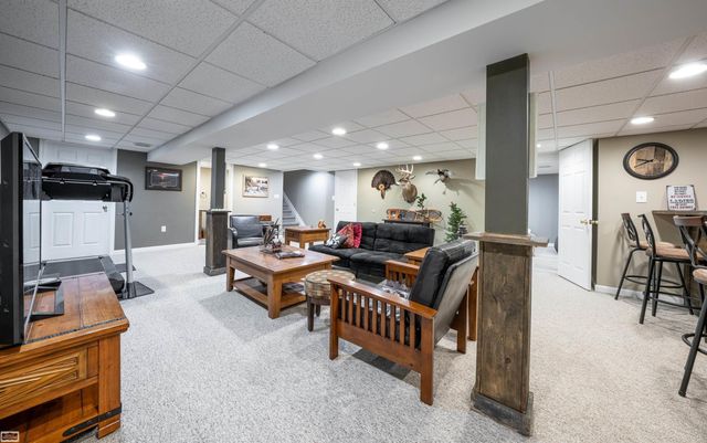 50492 Alden Drive, Macomb Twp, MI 48044