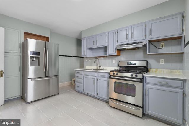 2028 WASHINGTON BLVD, Easton, PA 18042